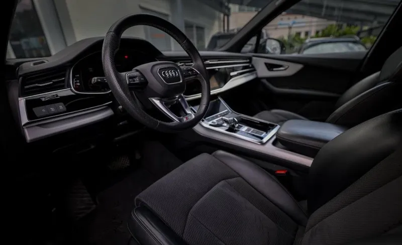 Audi Q7 60TFSI e S Line Quattro Image 9